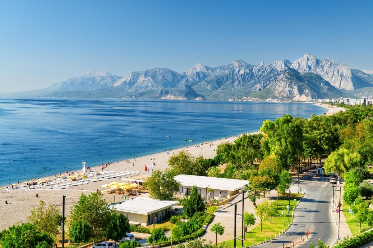 Grand Turkey Experience - Where History, Culture, and Natural Beauty Unite